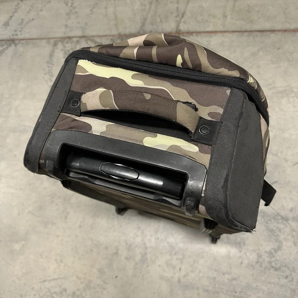 Oakley‎ Travel Suitcase Luggage Large 92L Camo